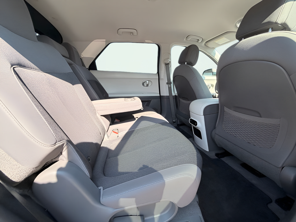Used 2023 Hyundai Ioniq 5 SE w/ Cargo Package RWD image 27