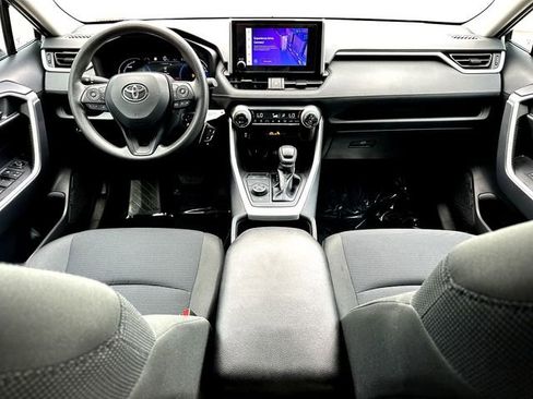 Used 2024 Toyota RAV4 LE AWD/4WD image 26