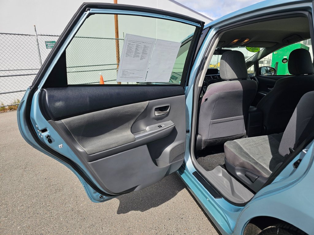 Used 2014 Toyota Prius V Three FWD image 15
