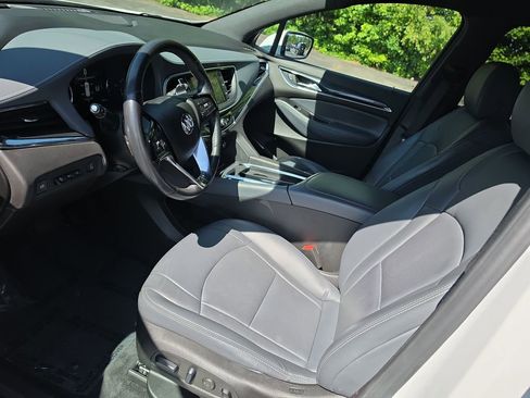Used 2024 Buick Enclave Premium FWD image 11