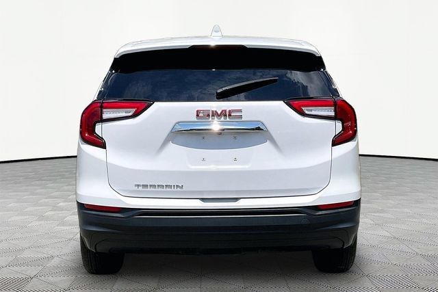 Used 2024 GMC Terrain SLE FWD image 6