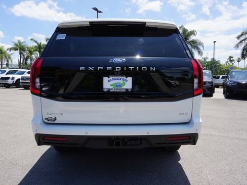 New 2026 Ford Expedition Max Active RWD image 38