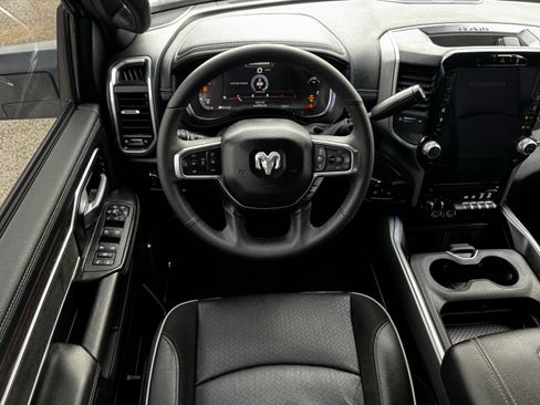 Used 2025 RAM 2500 Laramie image 15