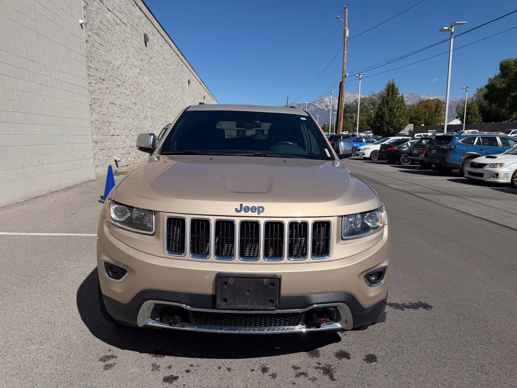 Used 2015 Jeep Grand Cherokee Limited w/ Trailer Tow Group IV AWD/4WD image 8