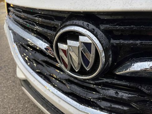 Used 2022 Buick Encore GX Preferred w/ Cold Weather Comfort Package image 32