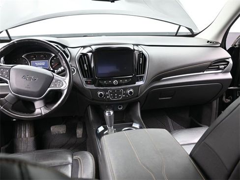 Used 2020 Chevrolet Traverse RS w/ LPO, Floor Liner Package image 27