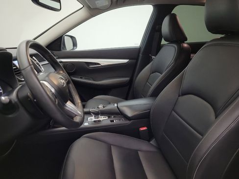 Used 2019 INFINITI QX50 Luxe w/ Navigation Package image 17