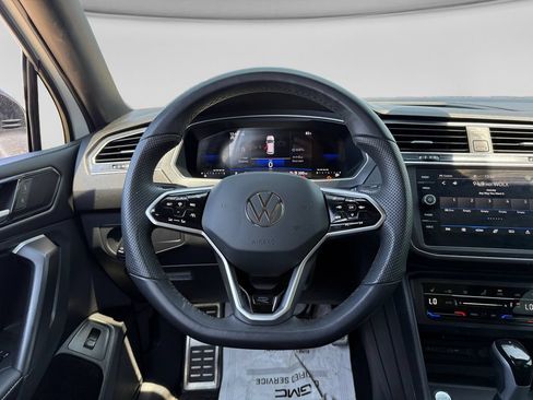 Used 2024 Volkswagen Tiguan SE R-Line AWD/4WD image 14