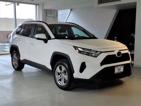 Used 2023 Toyota RAV4 XLE image 3