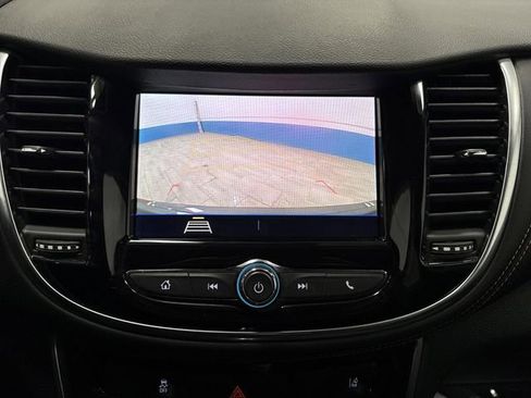 Used 2020 Chevrolet Trax Premier image 10