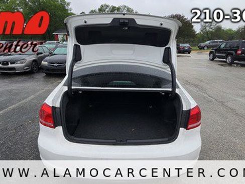 Used 2014 Volkswagen Passat 1.8T Wolfsburg Edition FWD image 20