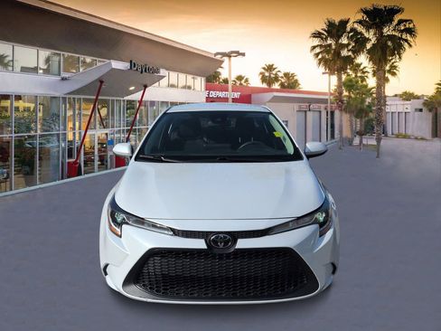 Used 2022 Toyota Corolla LE FWD image 8