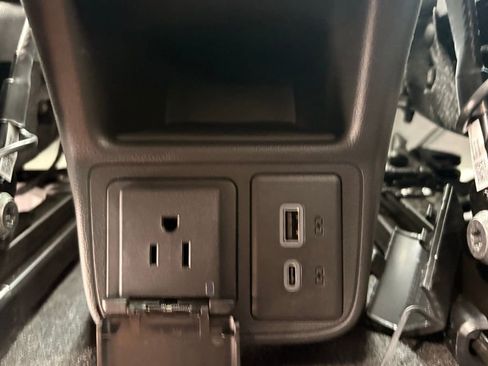 New 2026 Chevrolet TrailBlazer RS w/ Convenience Package FWD image 17