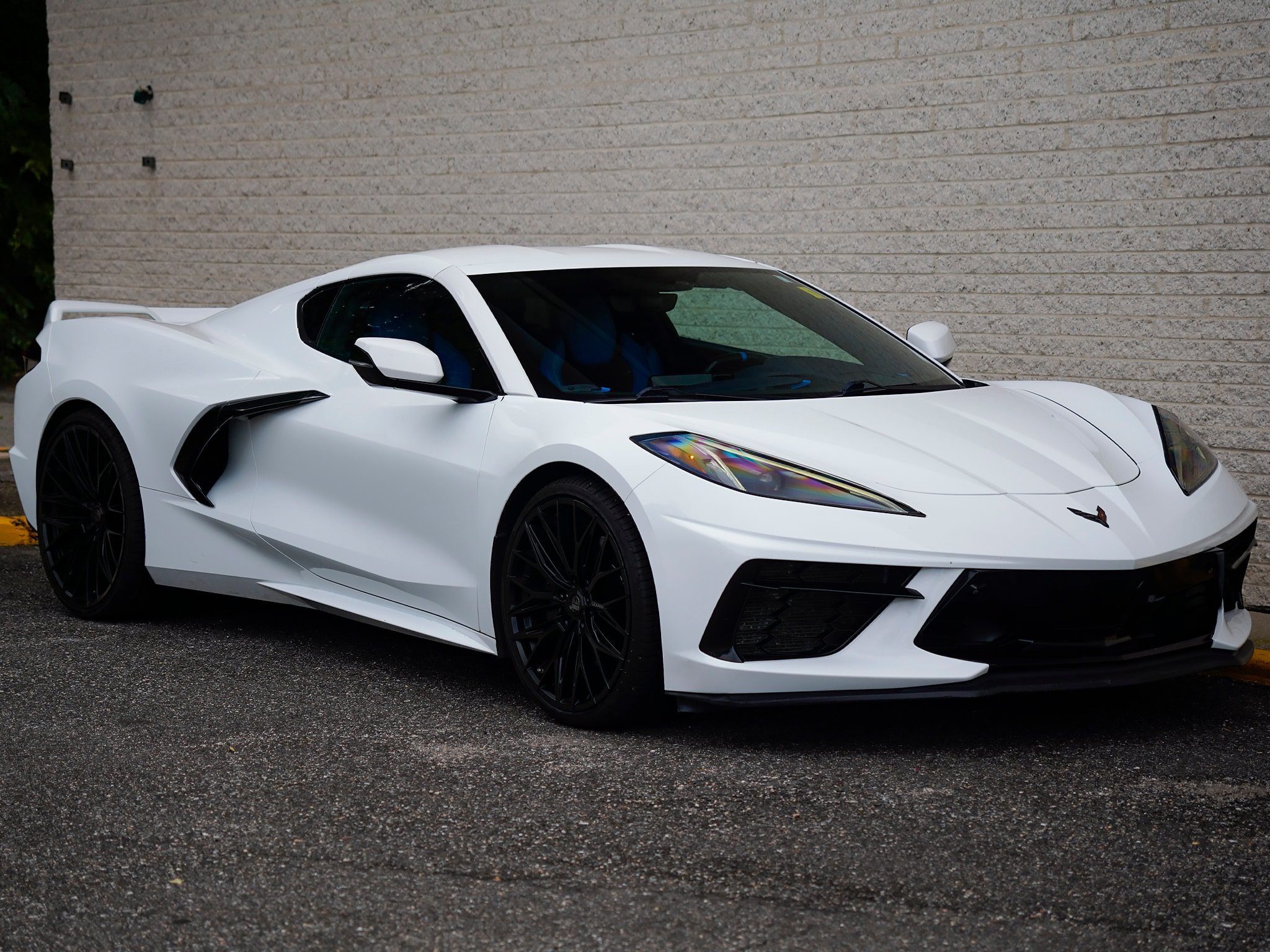 Used 2023 Chevrolet Corvette Stingray Premium Cpe w/ Z51 Performance Package RWD image 9