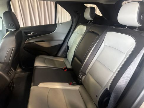 Used 2018 Chevrolet Equinox Premier AWD/4WD image 17
