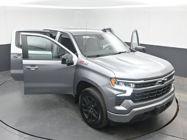 Used 2023 Chevrolet Silverado 1500 RST w/ Z71 Off-Road Package AWD/4WD image 48