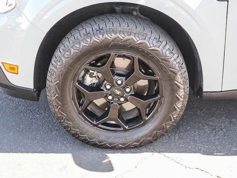 Certified 2023 Ford Maverick XLT w/ Equipment Group 300A Standard AWD/4WD image 12