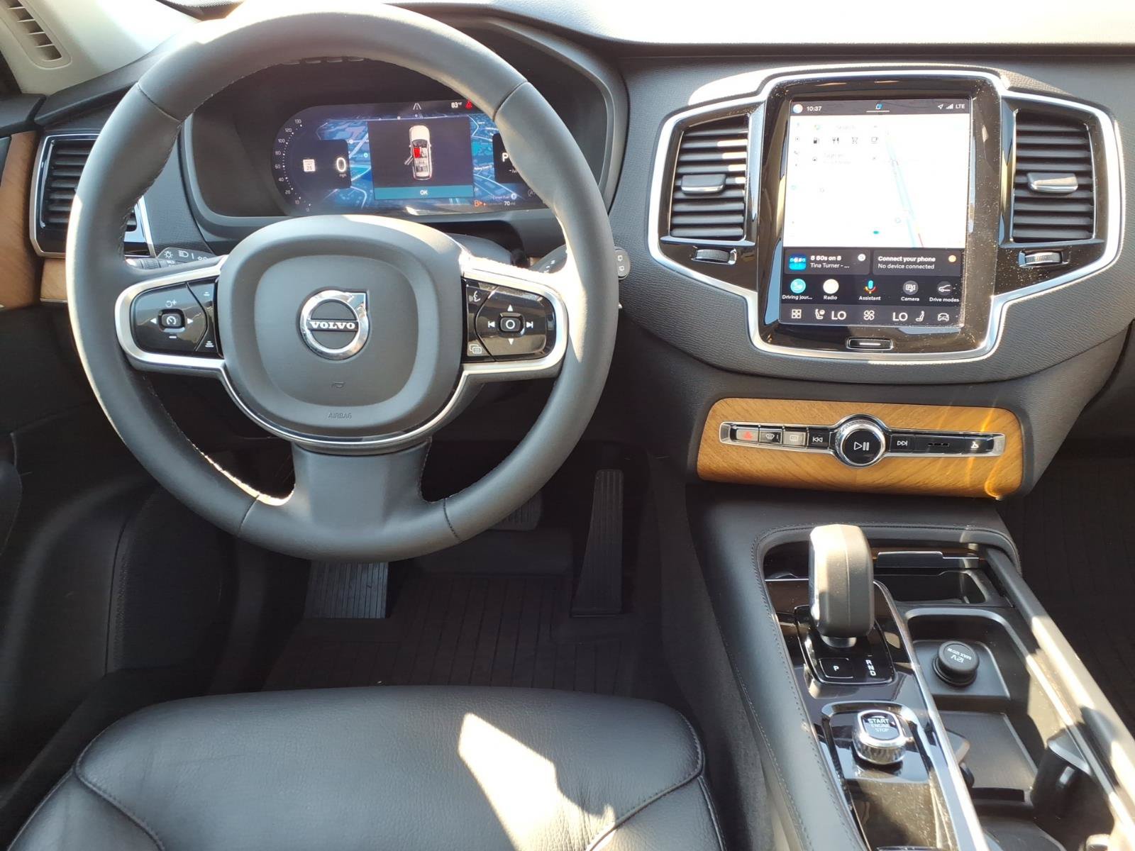 Used 2023 Volvo XC90 B6 Plus w/ Protection Package Premier AWD/4WD image 13