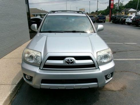Used 2006 Toyota 4Runner Limited AWD/4WD image 3