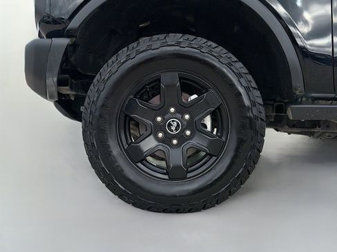 Certified 2025 Ford Bronco Big Bend w/ Black Diamond Package AWD/4WD image 36