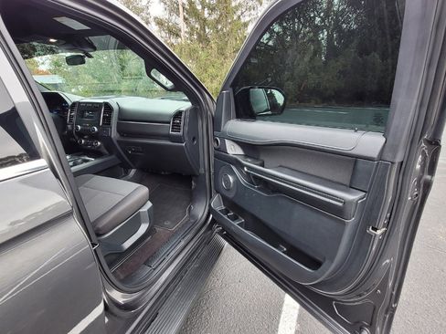 Used 2020 Ford Expedition XL image 14