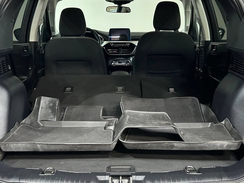 Used 2022 Ford Escape SE w/ Cold Weather Package FWD image 31
