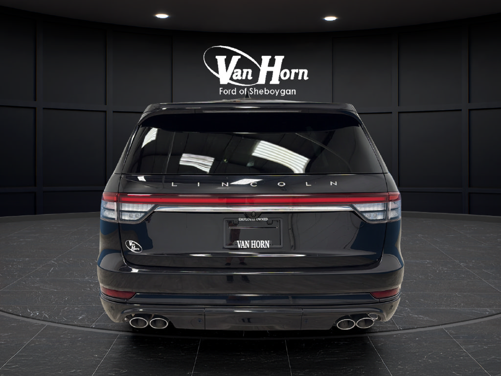 Used 2023 Lincoln Aviator Grand Touring w/ Equipment Group 301A AWD/4WD image 4