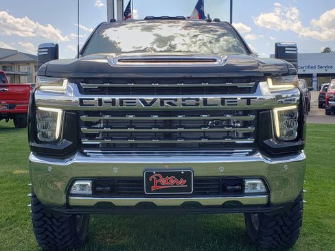 Used 2022 Chevrolet Silverado 3500 LTZ w/ LTZ Texas Edition image 2