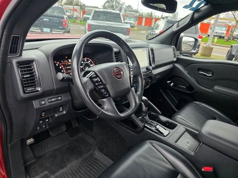 Used 2022 Nissan Frontier PRO-4X w/ Pro-4X Premium Package image 9
