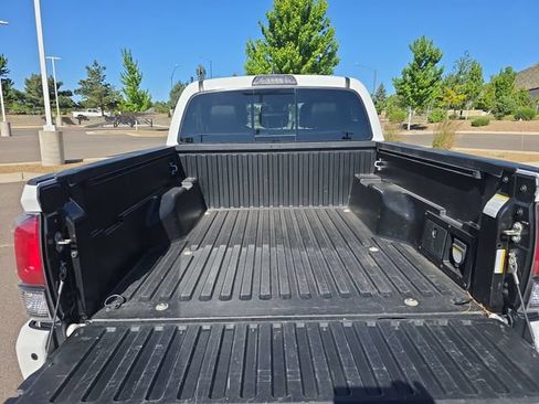 Used 2019 Toyota Tacoma TRD Pro w/ Desert Air Intake Package AWD/4WD image 18