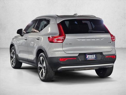 Used 2023 Volvo XC40 B5 Plus w/ Protection Package Premier image 8