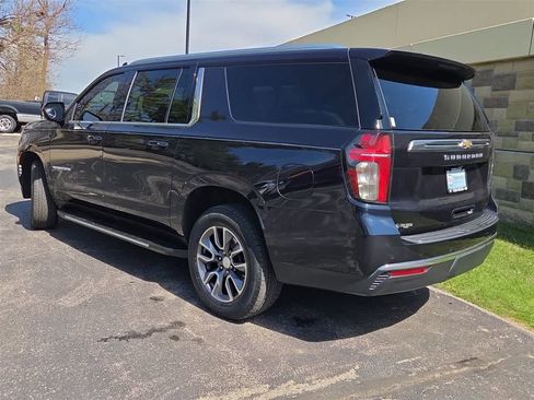 Used 2023 Chevrolet Suburban LS AWD/4WD image 10