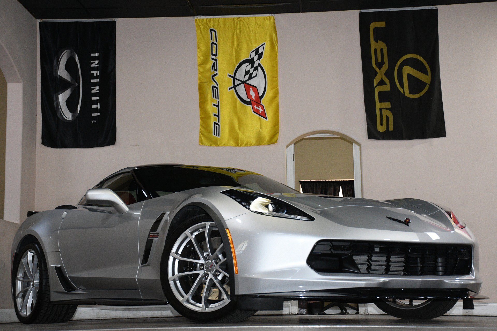 Used 2019 Chevrolet Corvette Grand Sport RWD image 83