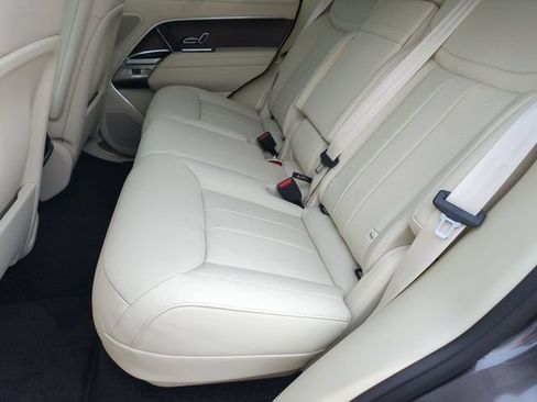 New 2026 Land Rover Range Rover SE AWD/4WD image 15