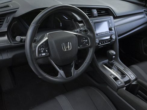 Used 2019 Honda Civic Sport image 12