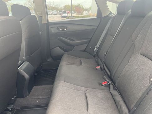 Used 2023 Honda Accord EX image 6