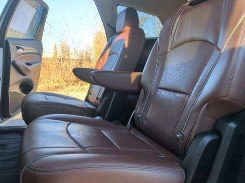 Used 2020 Buick Enclave Avenir w/ Avenir Technology Package image 18