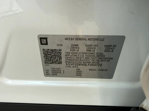 Used 2020 Cadillac XT4 Premium Luxury w/ Cold Weather Package AWD/4WD image 37