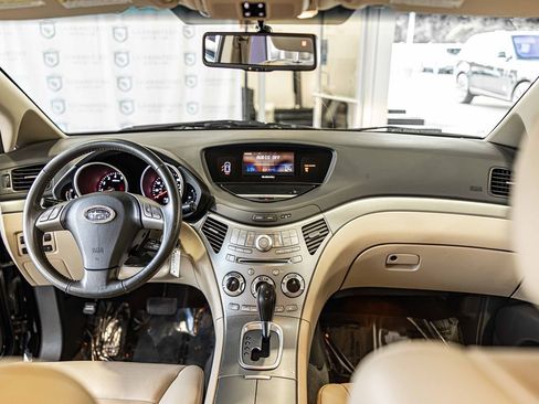 Used 2010 Subaru Tribeca Limited image 38