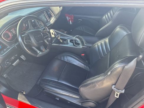 Used 2019 Dodge Challenger SRT Hellcat image 12