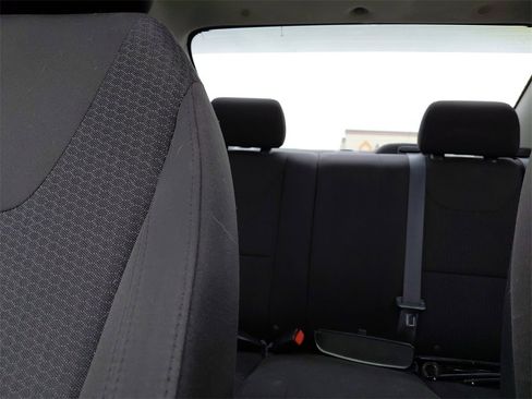 Used 2006 Pontiac G6 Sedan w/ Premium Value Package image 31