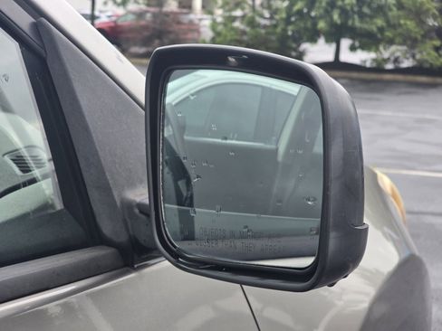 Used 2008 Nissan Rogue S FWD image 17