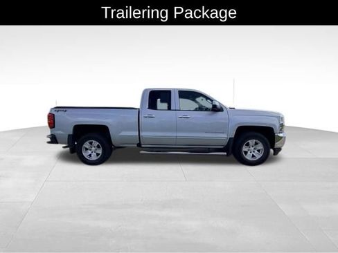 Used 2017 Chevrolet Silverado 1500 LT w/ All Star Edition AWD/4WD image 6