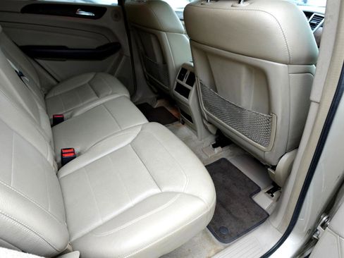 Used 2013 Mercedes-Benz ML 350 4MATIC image 10