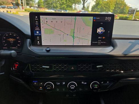 Used 2024 Honda Accord Touring image 22