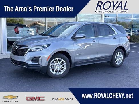 Used 2024 Chevrolet Equinox LT w/ LPO, Floor Liner Package AWD/4WD image 1