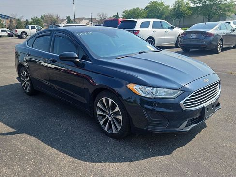 Used 2020 Ford Fusion SE AWD/4WD image 2