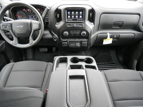 New 2026 Chevrolet Silverado 1500 Custom Trail Boss w/ Turbomax Blackout Package AWD/4WD image 18