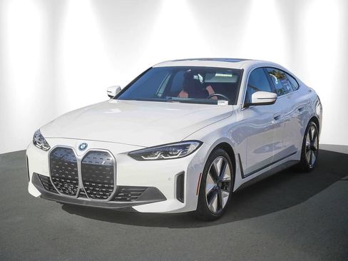 Certified 2023 BMW i4 eDrive35 RWD image 3