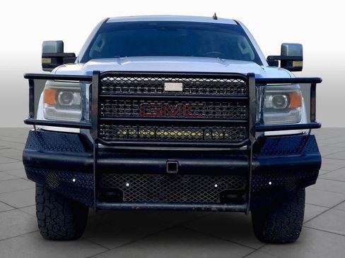 Used 2015 GMC Sierra 2500 Denali w/ Duramax Plus Package AWD/4WD image 3